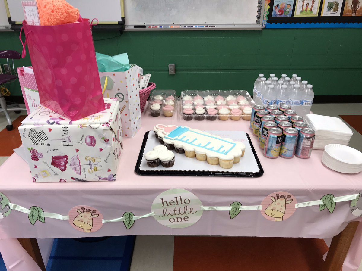 Amber Walker💡 (@edcoachawalker) on Twitter photo Celebrating these parents-to-be today!!! We cannot wait to meet baby Emersyn!! 🎀<a href="/Payne_Zech/">Zech Payne</a> <a href="/CapeJeffTigers/">🌟CapeJeffTigers🌟</a> Celebrating these parents-to-be today!!! We cannot wait to meet baby Emersyn!! 🎀<a href="/Payne_Zech/">Zech Payne</a> <a href="/CapeJeffTigers/">🌟CapeJeffTigers🌟</a>