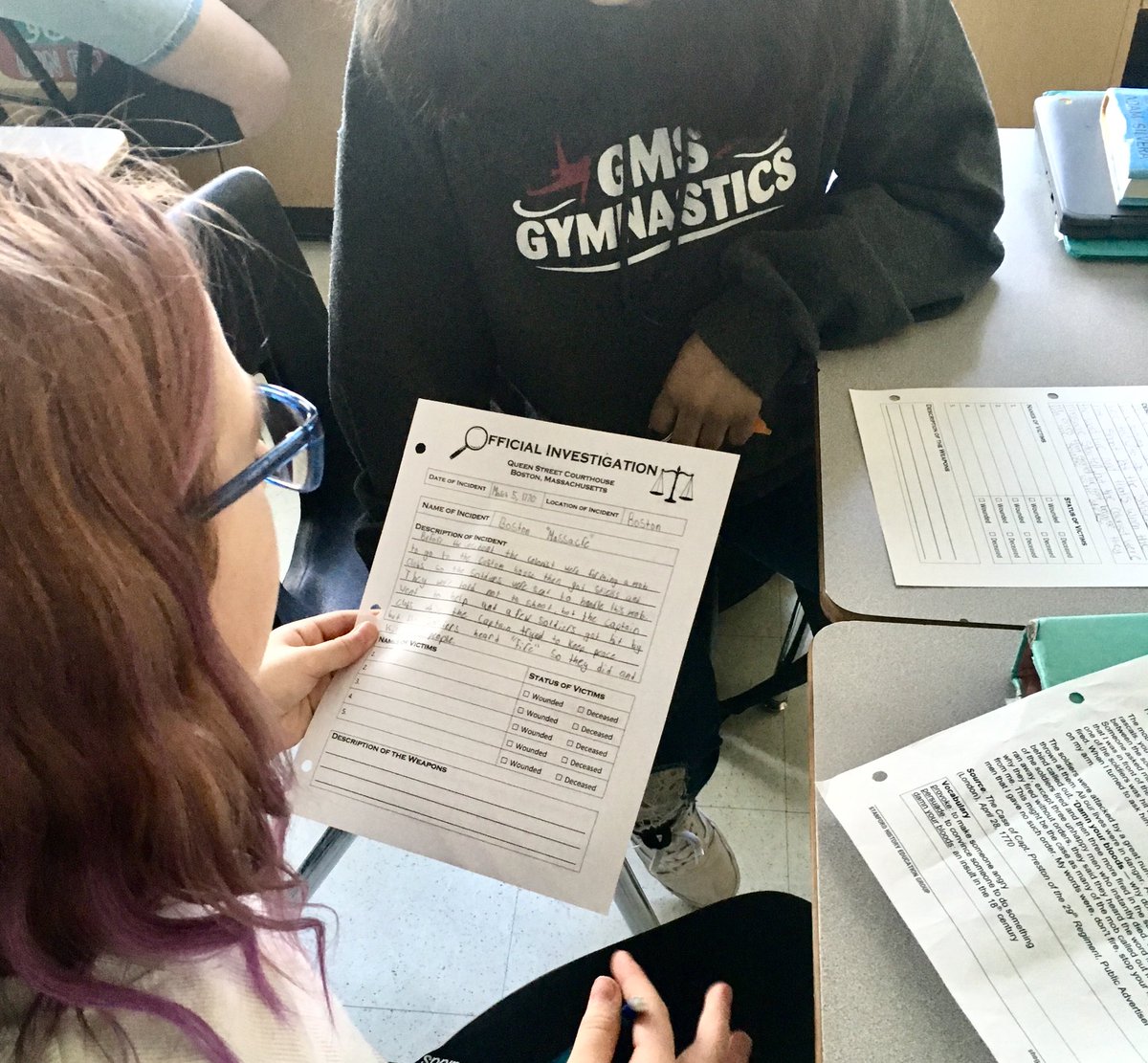 Laura4edu's tweet photo. Looking 🔎 critically at the Boston Massacre and considering the point of view #history #primarysources #learningcanbefun #spongempms @MpMiddle https://t.co/TQjYEqfH6X