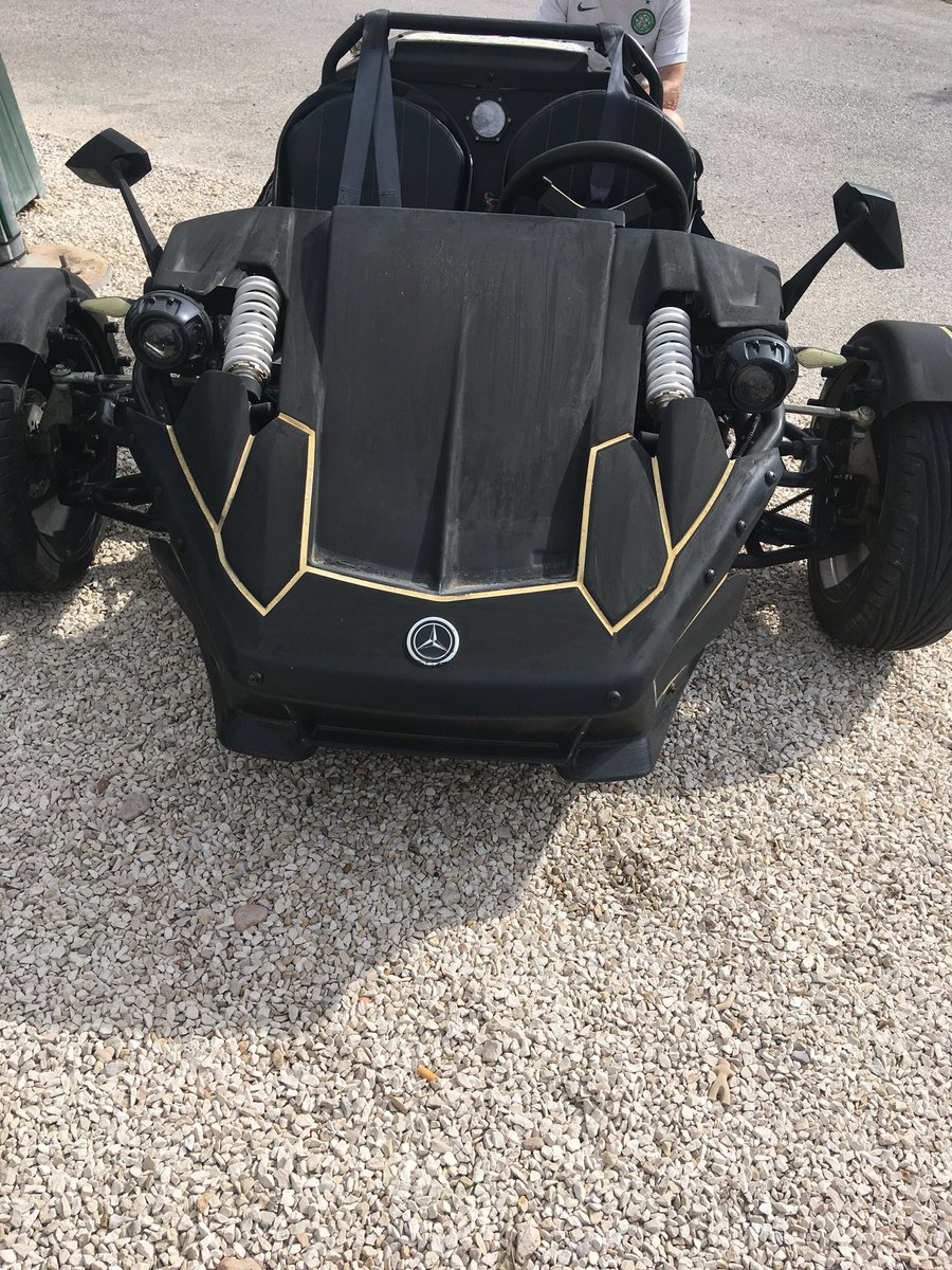 edwardsairbnb's tweet photo. Reverse trike (car)
Passenger and driver sit side by side 
Please contact the number 
It’s a spanish telephone number but Scottish owner
He lives on la torreta 
Behind Benidorm palace 
Benidorm Spain 
Contact David on 604201841 (spanish number) 
Please DO NOT contact me #cars https://t.co/HeLpezcWdP