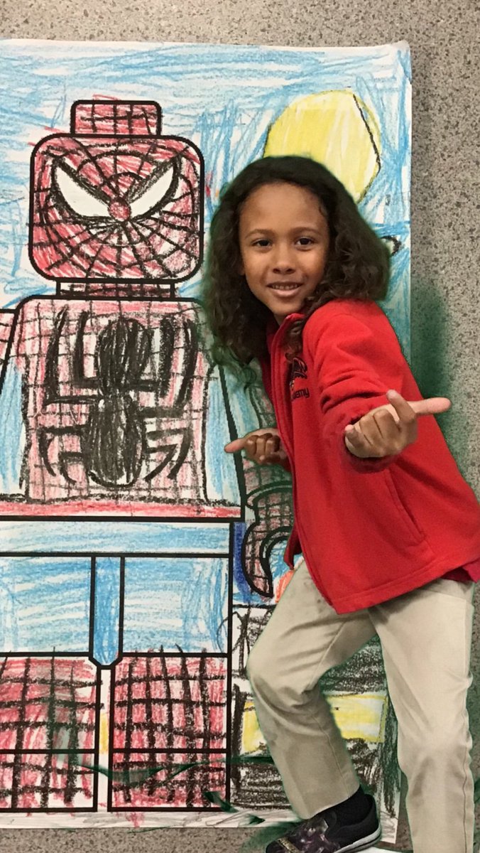 DoInkTweets's tweet image. RT @JohnsoncarART40: G1 played around with @DoInkTweets today to play with their own LEGO mini figures @LLTAcademy #lltelectives #ourlltstory  #doink #greenscreen