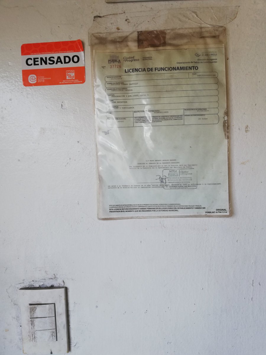 ffanyromero's tweet photo. @Profeco quiero denunciar un establecimiento ubicado sobre Av. 105 pte., dan billetes falsos y estafan a la gente que pueden (Prol. de la 3 sur 10501 local C) https://t.co/o9qVpwQMwe