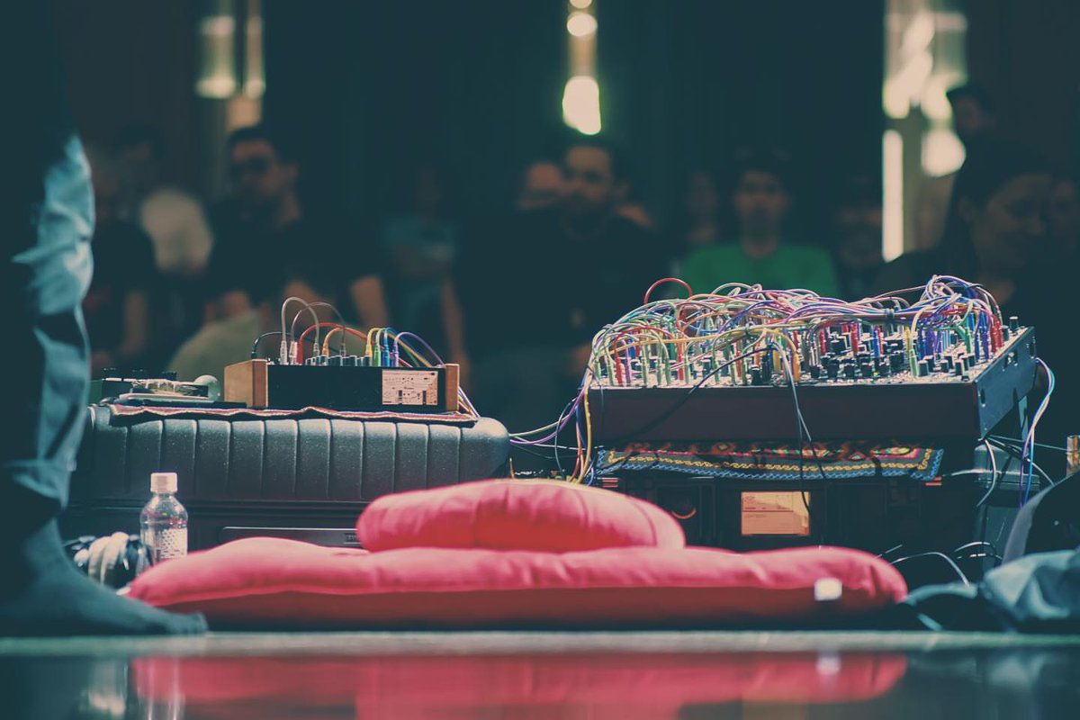 Lightbath tweet media