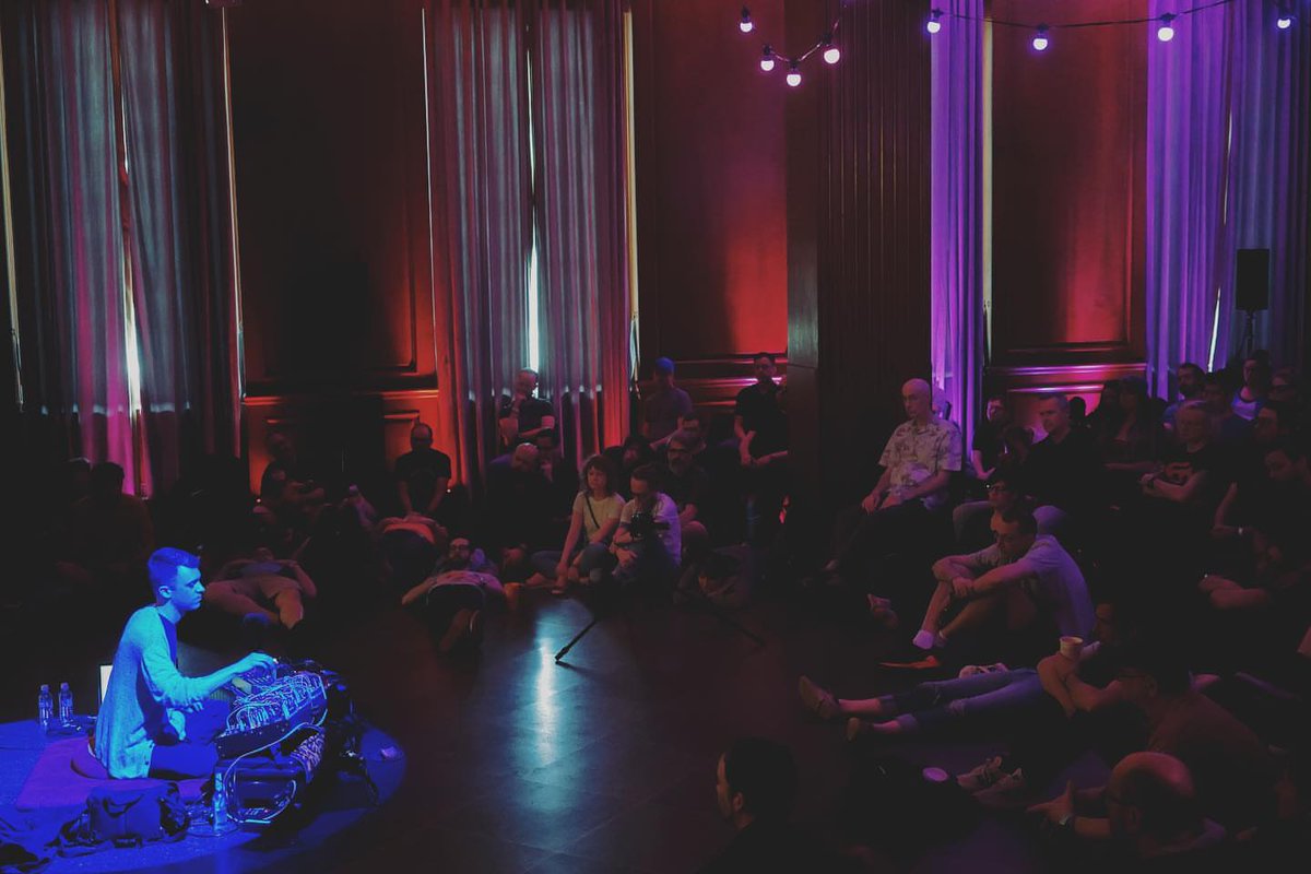 Lightbath tweet media