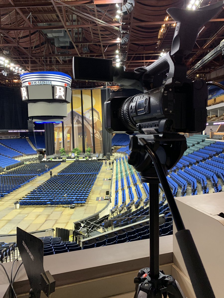 ArrowVisionBA's tweet photo. Our team is ready! Got all the gear in place for highlights and tonight’s LIVE stream! Watch LIVE tonight on our Twitter, @baschools YouTube channel or https://t.co/cWCfdjiXld. #sony #canon #sonya7iii #sonya7sii #sonyZ150 #canonc100mkii #newtektricaster #boxcast #boxcasterpro https://t.co/tK3W3WKk0r