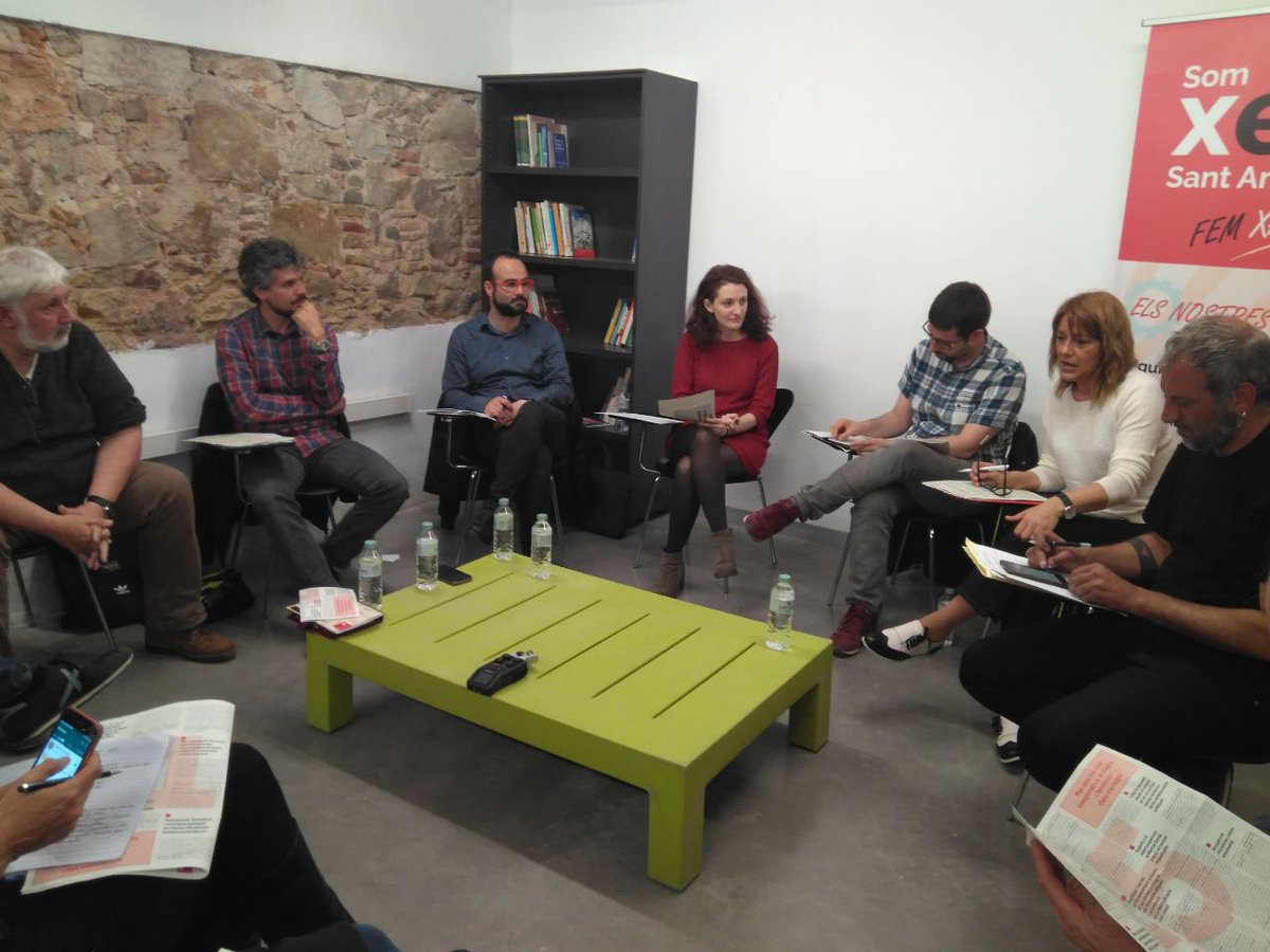 XES_SantAndreu's tweet photo. Gràcies #AlvaroPorro @rogermestre @jcasteg @laiabonetrull @ivanaltimira per la vostra participació a #ESSDebatCanXES #15mesuresESS @XES_cat https://t.co/c6CRbbMubE