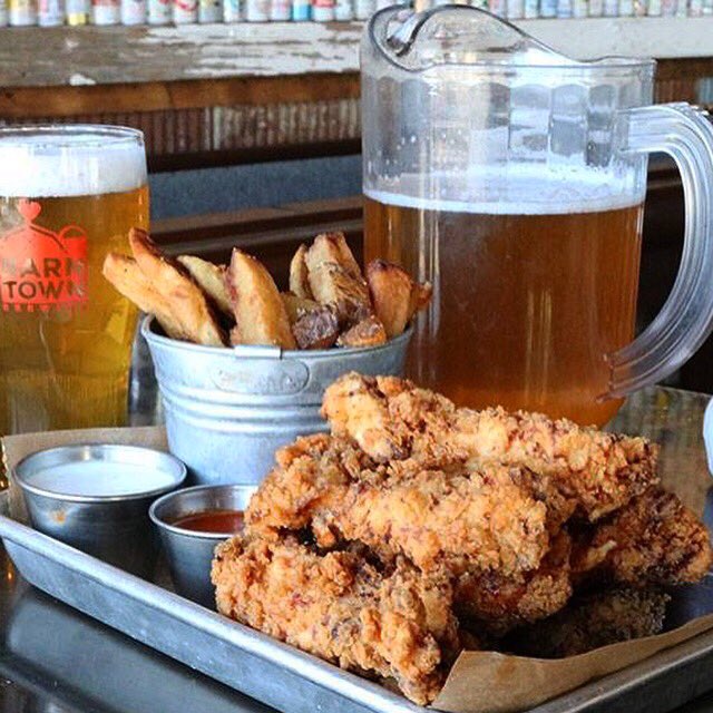 BarnTownBrewing's tweet photo. They say that if you drink pitchers of beer and eat chicken tenders on Wednesday, the sun will shine on Thursday! One pound of tenders, fries, 2 sauces for $8.99 (all day) &amp; $10 core beer pitchers (6pm-cl). #bestsealintown #chickentenders #sideofranch #beer #anothersideofranch https://t.co/douV48AOpO