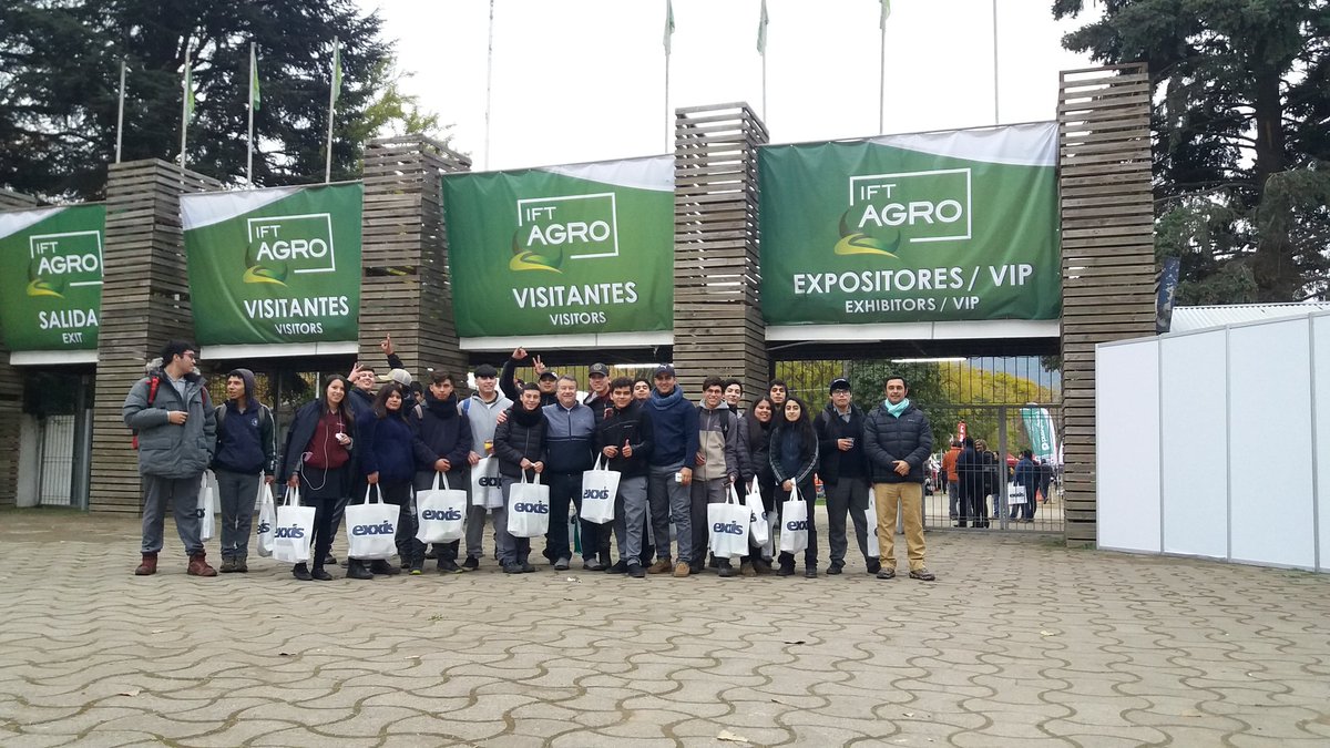 colegioagricNMV's tweet photo. #romeral visitando la Feria internacional de tecnologías agrícolas #IFTAgro2019 #talca #regiondelmaule #FelizMiércoles #curico #especialidadagropecuaria #agricultura @SoulxSol @leonardocanduri @AvilaAmdres @pablomelladoj @ClaraLu26512487 @agrolextopograf https://t.co/My8kXgBZdp
