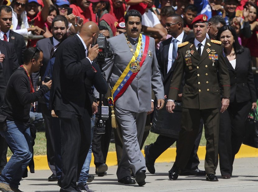 El_Cooperante's tweet image. "Tienen corta vida": Las fuertes predicciones de dos videntes sobre altas figuras del Gobierno (+Video) ow.ly/iYAC30oGea7