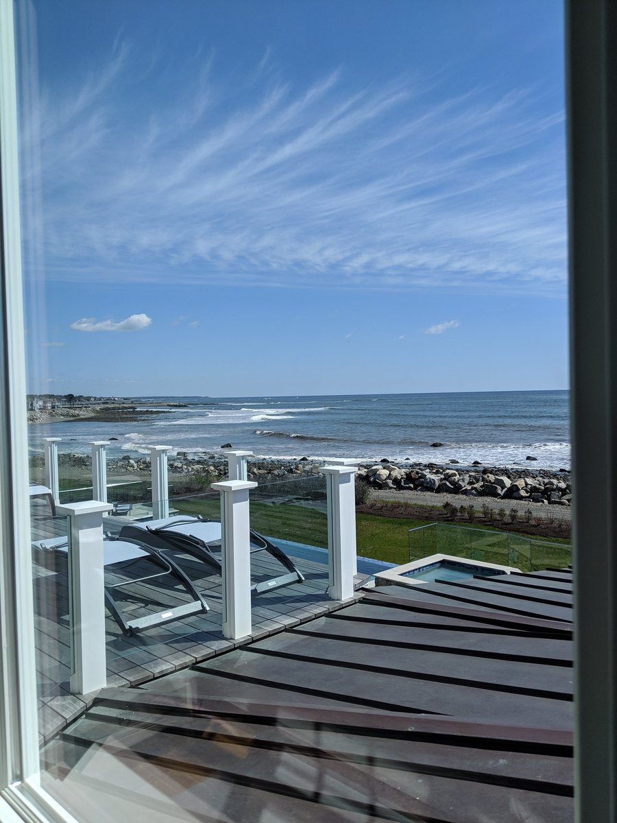 NorthForkDesign's tweet photo. Beautiful day to get out of the office! Always love checking up on our #ryebeachnewbuildproject, especially when it's this nice of a day 😍 https://t.co/wMMciZWyof