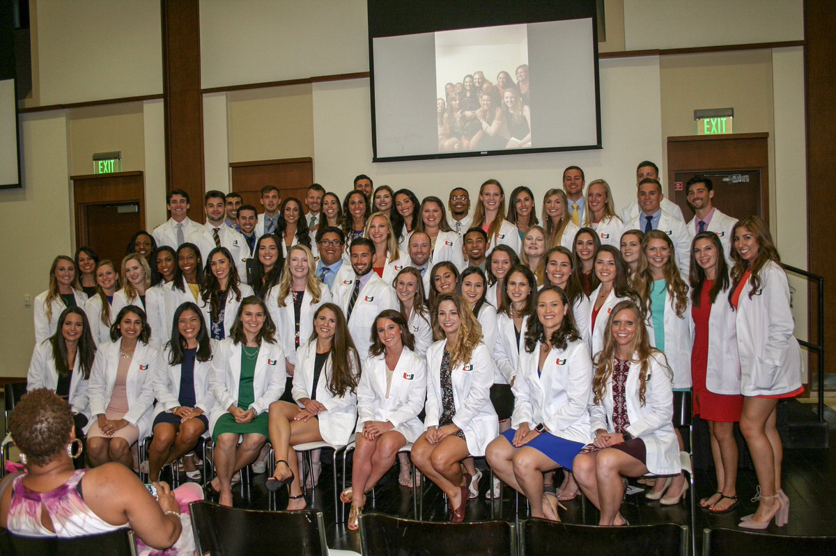 UMiamiPT's tweet photo. Congratulations to Class of 2019 on their graduation tomorrow! 🎓🙌🏽👏🏼 #umdpt #ItsAllAboutTheU https://t.co/uJhgPTbzbk