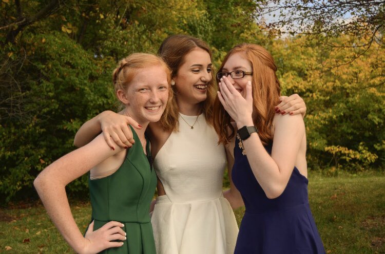 kendalljonesss's tweet photo. #fznseniorslideshow19 https://t.co/sxR5GUiJug