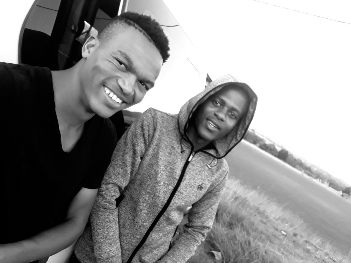 Humphrey_Rooi's tweet photo. It's been six years since i saw this guy, a brother to all the parts of my high school life #VoteEFF ... I ran into him at the #VotingCountDown https://t.co/wc7shgrRWY