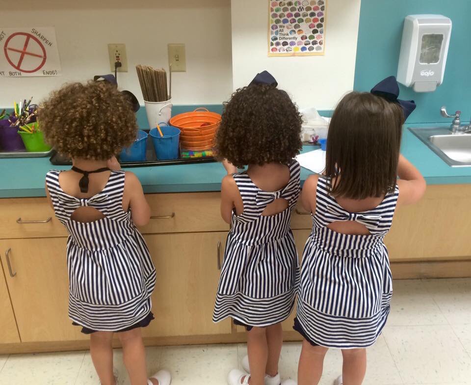 StroudElizabeth's tweet photo. Growing up @CastleHillsES #chedragonpride @lewisvilleisd @lewisvilleisdfinearts #LISDVISUALART #artsed #triplets π https://t.co/fOrNc4s3ck