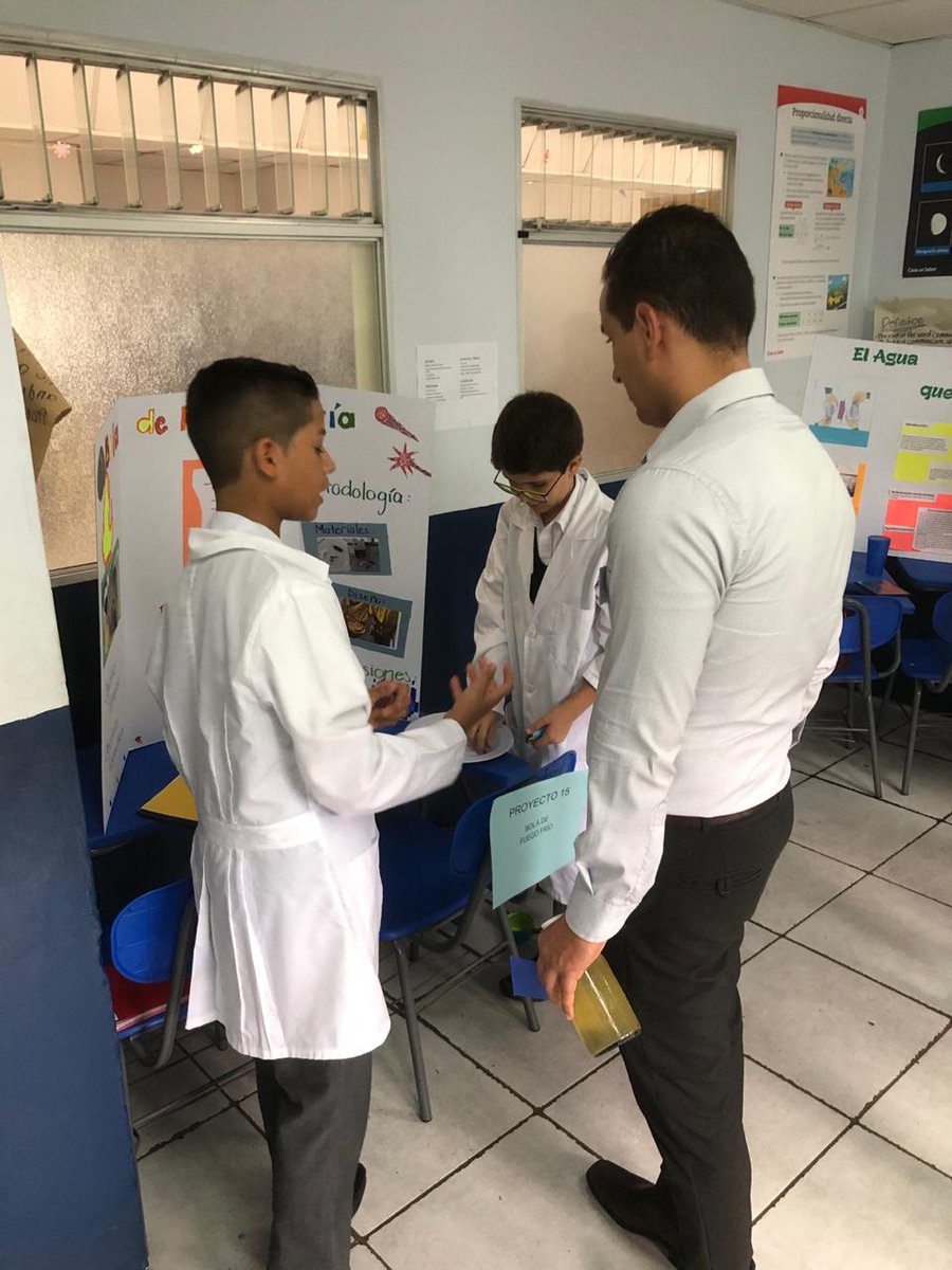 RoyalSchoolCR's tweet photo. El día de hoy tuvimos nuestra Feria Científica Royal School 2019. We’re so proud of you all, it was an amazing job! 😍👏👏👏 https://t.co/iKyPqAmM42