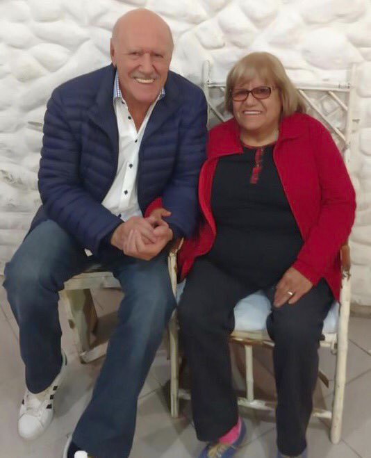 LuisAcunaok's tweet photo. 𝐸𝑛 𝐻𝑢𝑟𝑙𝑖𝑛𝑔ℎ𝑎𝑚 #𝐻𝑎𝑦𝐴𝑙𝑡𝑒𝑟𝑛𝑎𝑡𝑖𝑣𝑎 
Siento la responsabilidad de defender el lugar donde vivimos y cuidar de cada ciudadano, estoy dispuesto a caminar cada rincón de Hurlingham como hice siempre, escucharlos y llevarles una nueva alternativa. https://t.co/VygaurrnPH