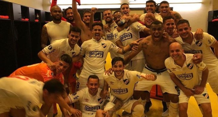 LdePrudencio's tweet photo. Dale RT si tu equipo está en octavos de final 😜😜😜 https://t.co/dyyrGzSjMU