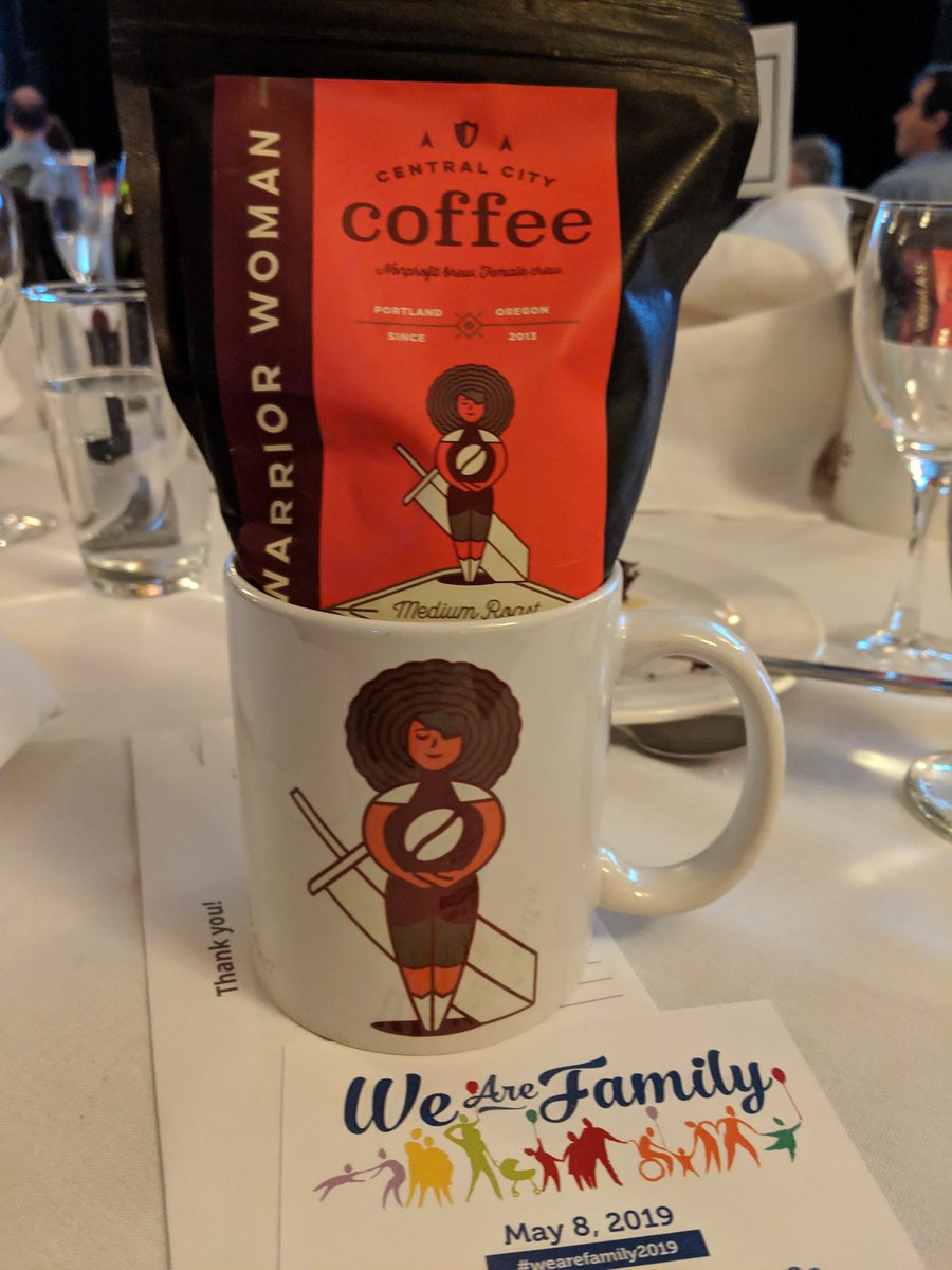 Liani Reeves (@lianireeves) on Twitter photo Great time at the <a href="/CCCPortland/">Central City Concern</a> #wearefamily2019 dinner! Great time at the <a href="/CCCPortland/">Central City Concern</a> #wearefamily2019 dinner!