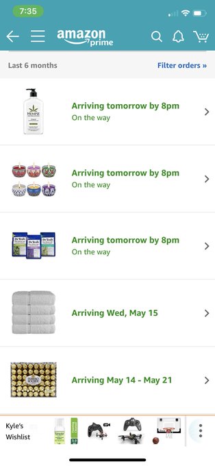 Make sure to get your mom lotion and candles and shit for #MothersDay 💁🏼&zwj;♂️🛍 https://t.co/LGzjXcX6dB<a href="/tag/mothersday"class="tags"><span>#mothersday</span></a>