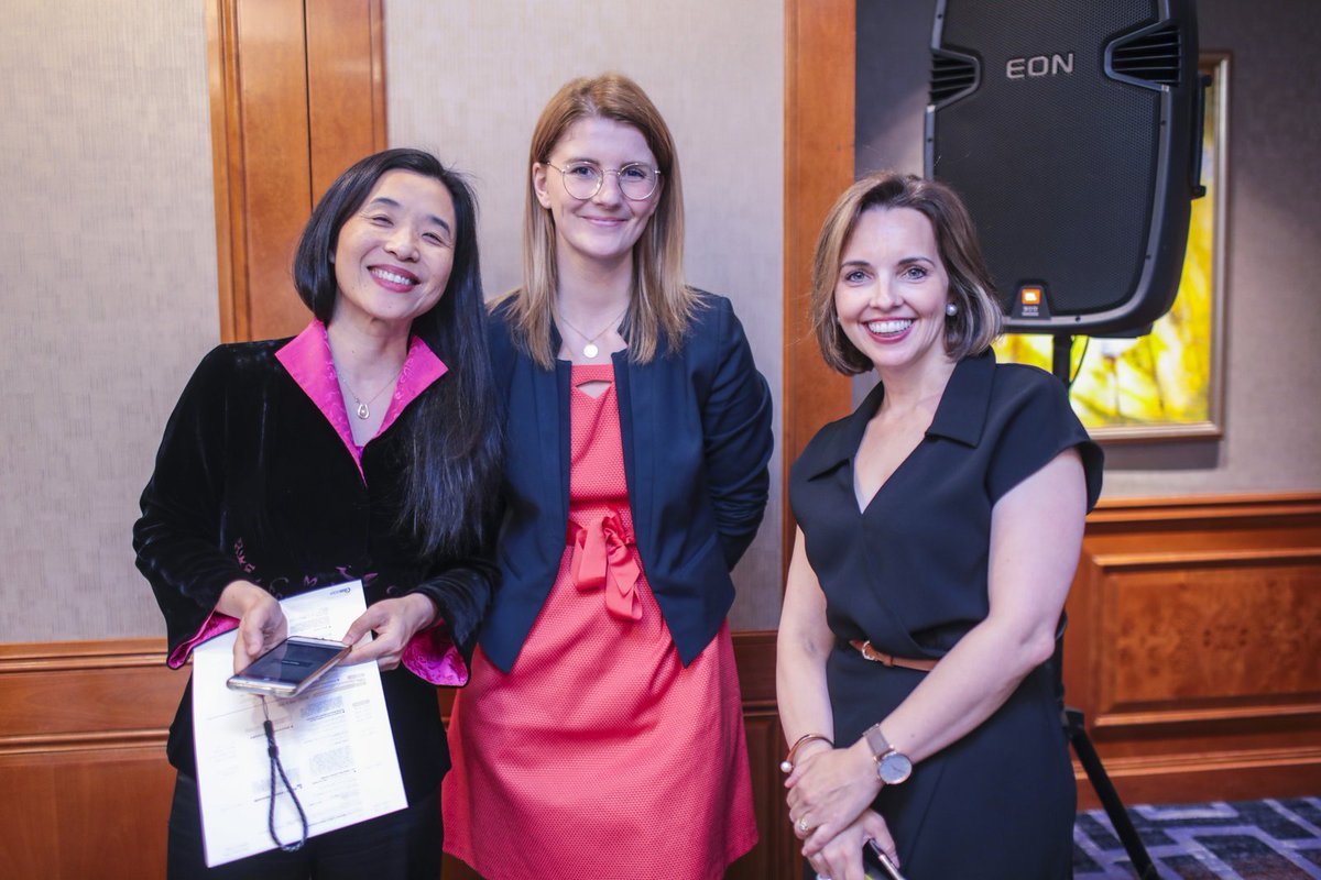 wigmorealvarez's tweet photo. Successful launch yesterday of Day 1 of the #higheredsummit2019 in Shanghai with fellow Career Services professionals from around the globe @Highered_org @EFMDNews @CEIBS #gethighered https://t.co/hu1vJM0yk4