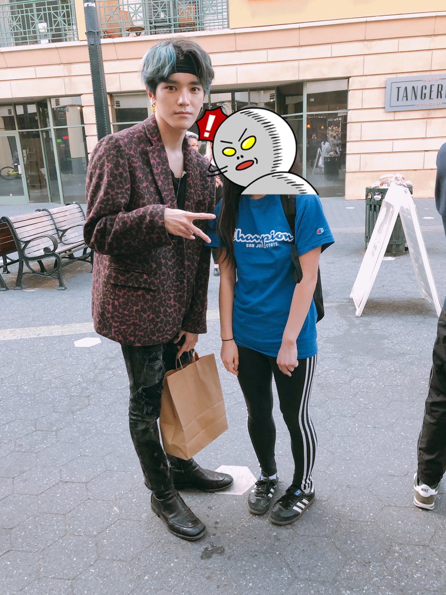 fairyouis's tweet photo. i rly just met taeyong HEHEHE #nctinsj https://t.co/PwSTbmG7ez