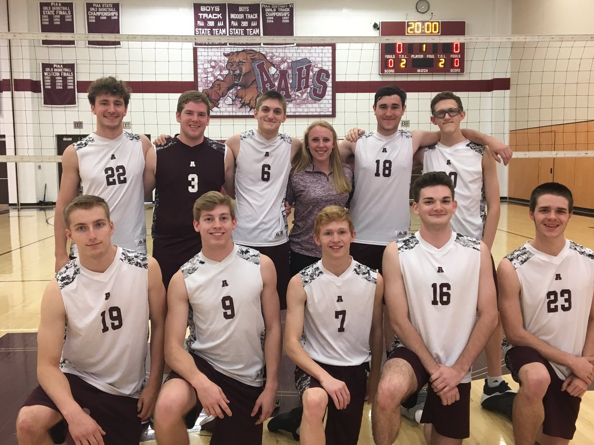 Congrats to our boys volleyball seniors on senior night.   Great group of young men.   Thank u!  <a href="/AASDSuper/">AASD Superintendent</a> #AltoonaProud