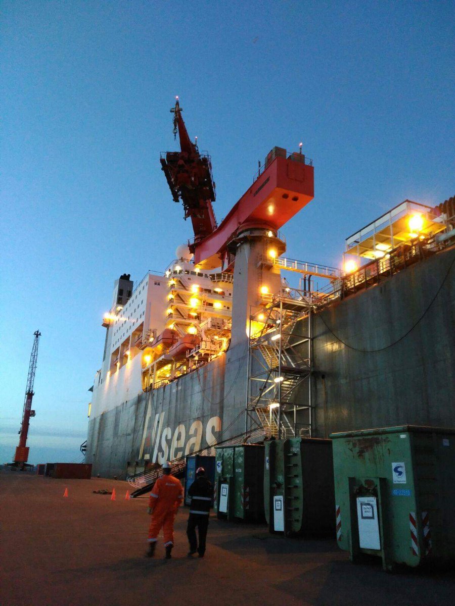 utmmarine's tweet photo. Empezando la jornada.
#utmmarine #utm.
#inspections #inspecion
#diving #buceo #divingwork
#trabajo. https://t.co/ZNXUsDV6df