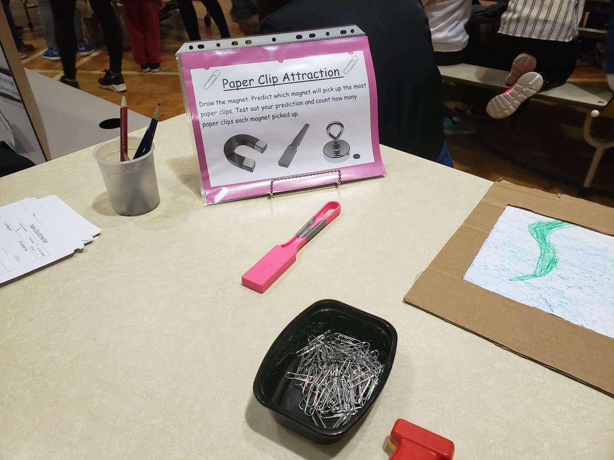 MsClarkeInClass's tweet photo. STEM @TDSB_BandBPS Kindergarten class explored magnets and what they can do! https://t.co/8fZaX9s55p