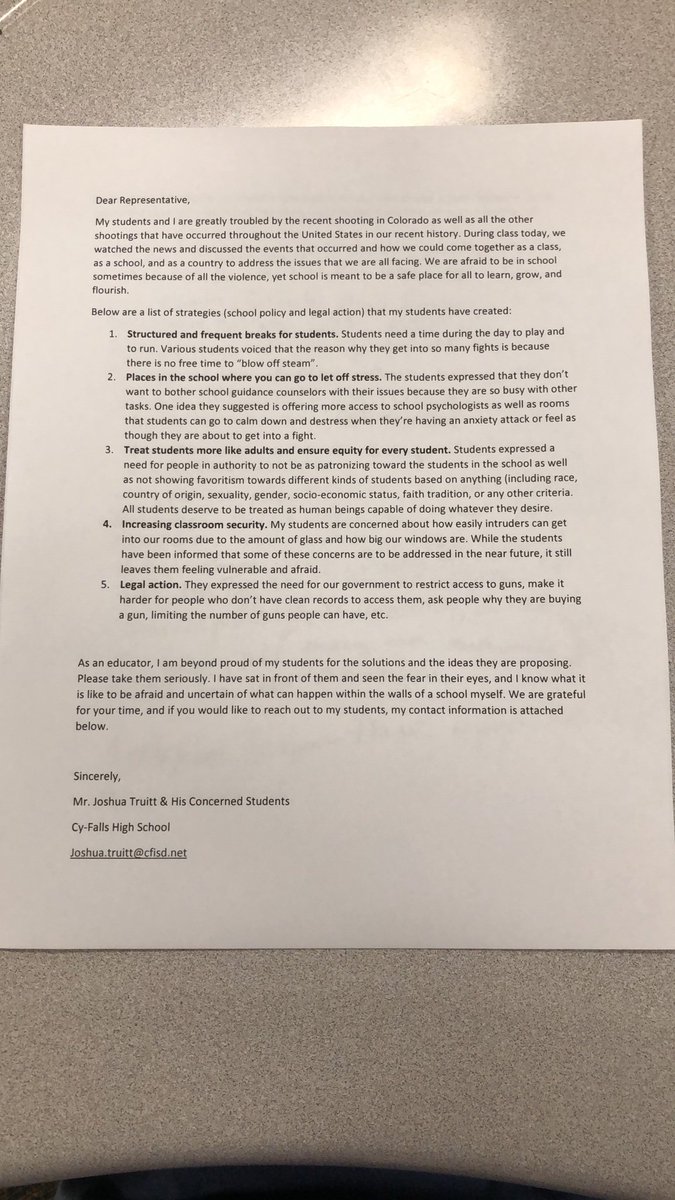truitt_math's tweet photo. Hear them See them. My kids want change, and they want their young voices to be heard and their hearts to be comforted. Retweet to get these images to our elected representatives. https://t.co/YAwtmX6x3k