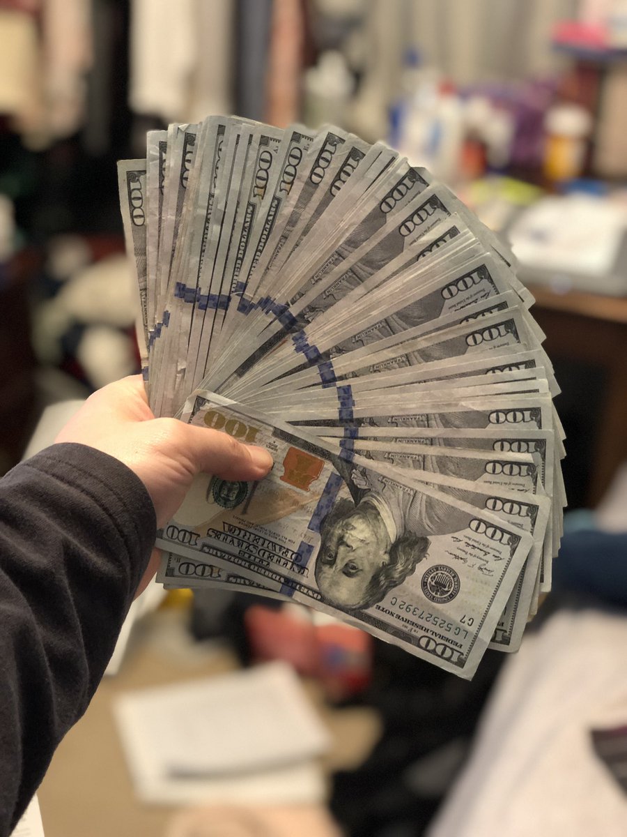leej0945's tweet photo. Money money money ask me how https://t.co/Ium1phRjnO