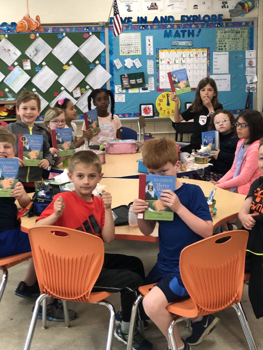 YeagyBeth's tweet photo. Second Grade Lunch Bunch Bookclub’s first meeting. Discussing Mercy Watson to the Rescue! #BookClub https://t.co/UKZHM7PWK3
