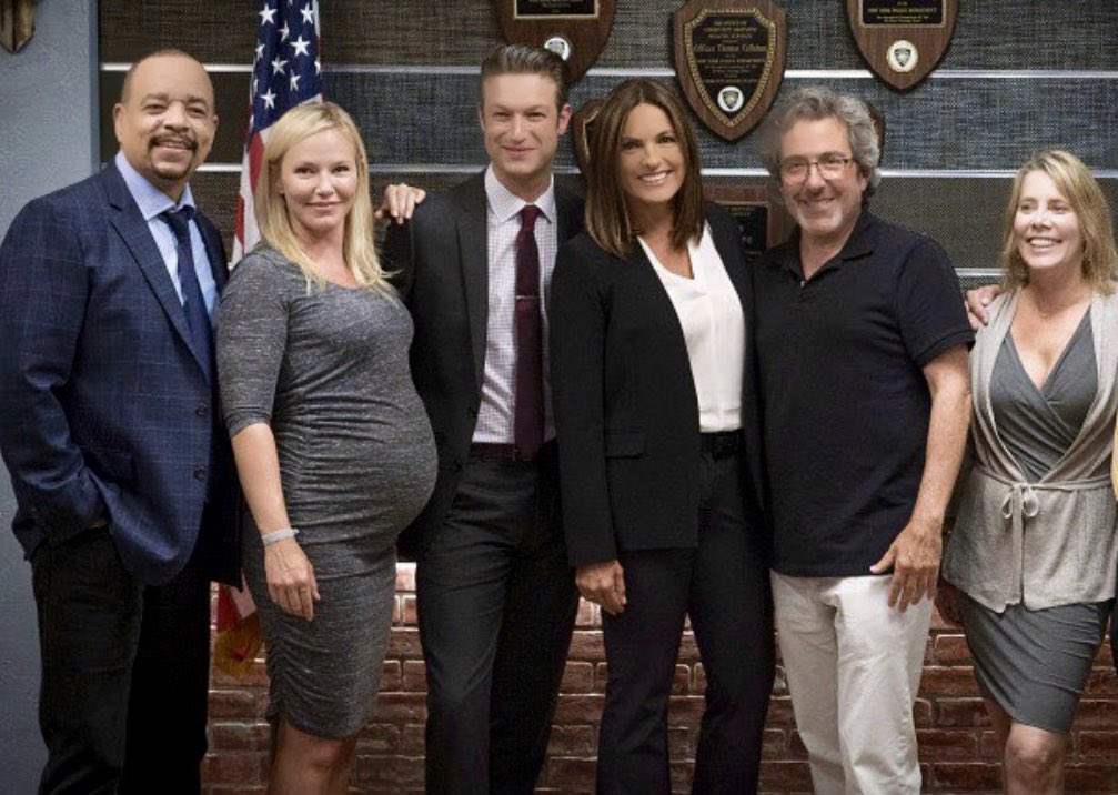dancelife44gma1's tweet photo. @Mariska The faces of #Happiness when you add #Leight to the team. #SVU21 is going be #FIRE🔥 Welcome back @warrenleightTV. Looking forward to your creativity. We missed you! https://t.co/WGLAc3p9xL