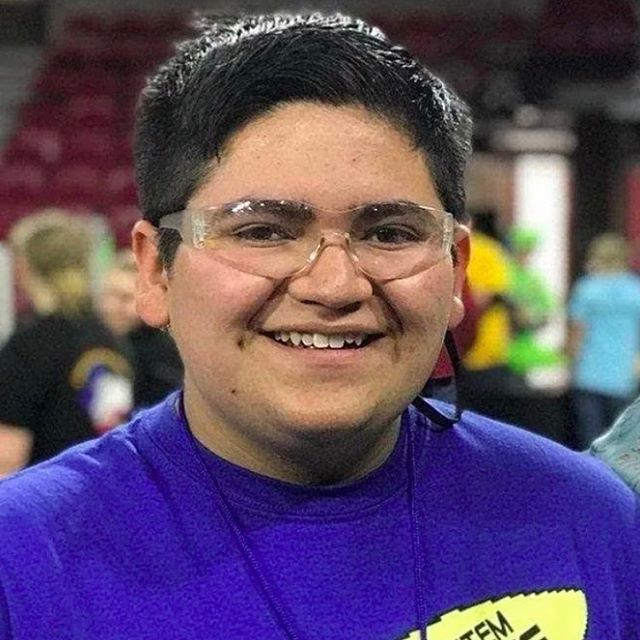 WHY does this have to be a thing? Why do kids have to risk their lives and throw their bodies in front of armed shooters to save their fellow classmates????
.
Why?!
.
WOULD YOU DO THAT?
.
Would you lunge at an armed shooter? Would you be so brave as to p… bit.ly/2PTkZnH
