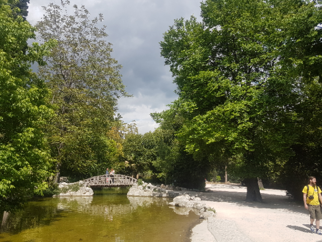 StadBenjamin's tweet photo. Exciting first day of the conference "Forests for public health" in Athen. Opening ceremony and keynotes. My favorite slide from the keynote from Dr. Won Sop Shin #Athens #Greece #publichealth #FPH2019 #conference #shinrinyoku #foresttherapy https://t.co/88JBjE5mvB