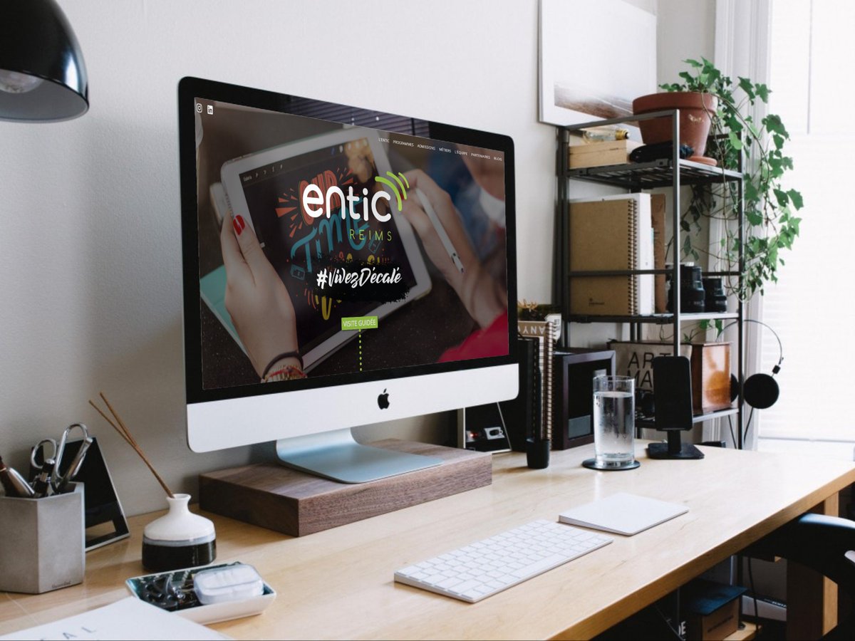 EnticReims's tweet image. Le nouveau site internet de l'#ENTIC est en ligne ! Scrollez pour découvrir notre formation, nos programmes, nos intervenants, nos actus... Et ne manquez rien de la vie à l'école grâce à notre blog, alimenté régulièrement par les élèves &amp;gt;&amp;gt; entic.fr
