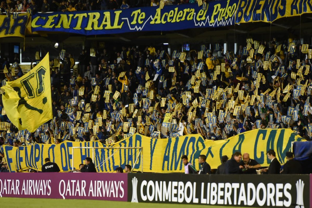 RosarioCentral's tweet photo. 5' ST Primer cambio en #RosarioCentral:

Se retira ovacionado y muy aplaudido Germán Herrera en lo que será su último partido con la camiseta canalla. Ingresó en su lugar Claudio Riaño.

#GraciasChaco https://t.co/NPI8EsEtHW