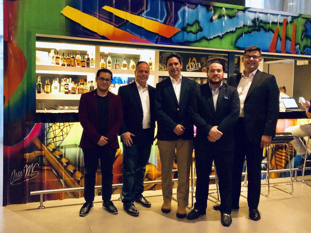 jerryulrich's tweet photo. I am here at The W Panamá with our Panamá market IT Team. What a fantastic group of IT professionals with passion for everything the do. ¡Gracias Caballeros! #gocala #americasit #wpanama #travel https://t.co/zCww2CMT6Y
