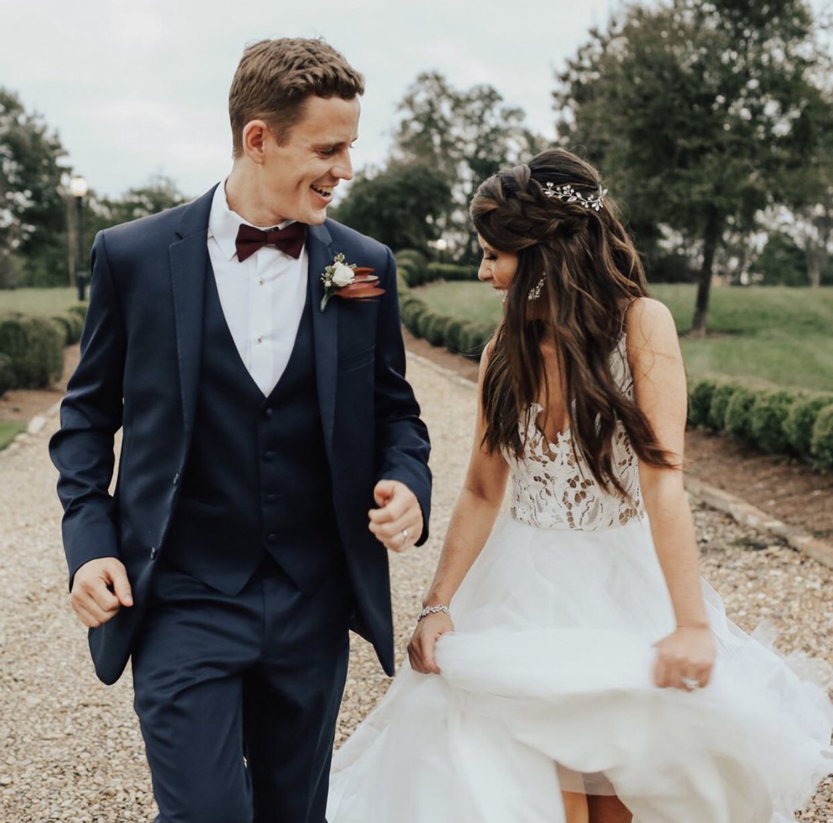 GenerationTux's tweet photo. Press alert! Excited to be included in @britandco's feature on the most efficient wedding planning sites for the bride on-the-go! (Photo by @chrishardin.photography) #gentux https://t.co/iluujmVrxX