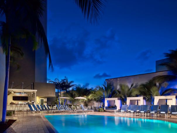 Z1035Toronto's tweet photo. .@TonyMonaco Listen all week and weekend to win one of two AmaZing trips to #FortLauderdale #Florida with 3 nights hotel accommodation at the Sonesta Fort Lauderdale! #ZEscape #VisitFlorida #LoveFlorida https://t.co/MovhjmWV3g https://t.co/Kz4k7GyZlv