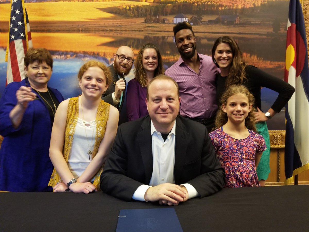 physiocam's tweet image. Colorado Governor Polis signed HB 19-1208, authorizing physical therapists to provide comprehensive concussion management, including return to play determinations, for youth athletes, and thus now all Coloradans on 5-7-19.