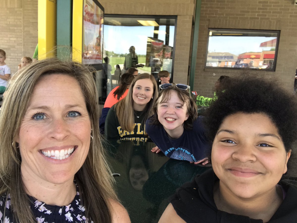 esgehring's tweet photo. WIS Reading club reading celebration! #hardworkpaysoff #keepreading @WISWillard https://t.co/NZQDBNCJlh