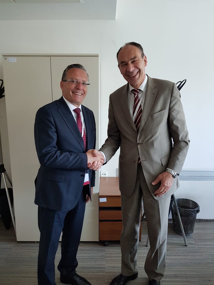 Positive vibes at the meeting with #Kosovo Minister of Finance in beautiful Sarajevo during #EBRDam. Thank you Minister Hamza for the special cooperation with #EIB.