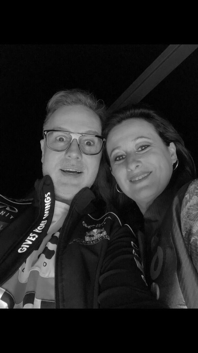 superasis's tweet photo. #viciousmusicawards #madrid #superasis #susanahernaiz #techno #radionyclub #sonidosdeluniverso #nominados #live https://t.co/dIQJJ6Gs4x