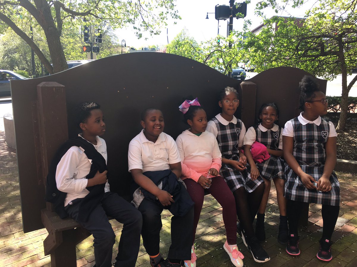 sellon_jennifer's tweet photo. We definitely enjoyed this gorgeous afternoon โ๏ธ๐ธ๐๐ผ...and even bumped into our own Ms. Bois as we passed the post office!๐ฌ๐ #SpringWalkingClub2019 @DOSullivanPreKA @SJP2CA @SJP2CALowerMill @CCatholicSchool @CSOboston @kate_brandley https://t.co/1eF4vJDtdr