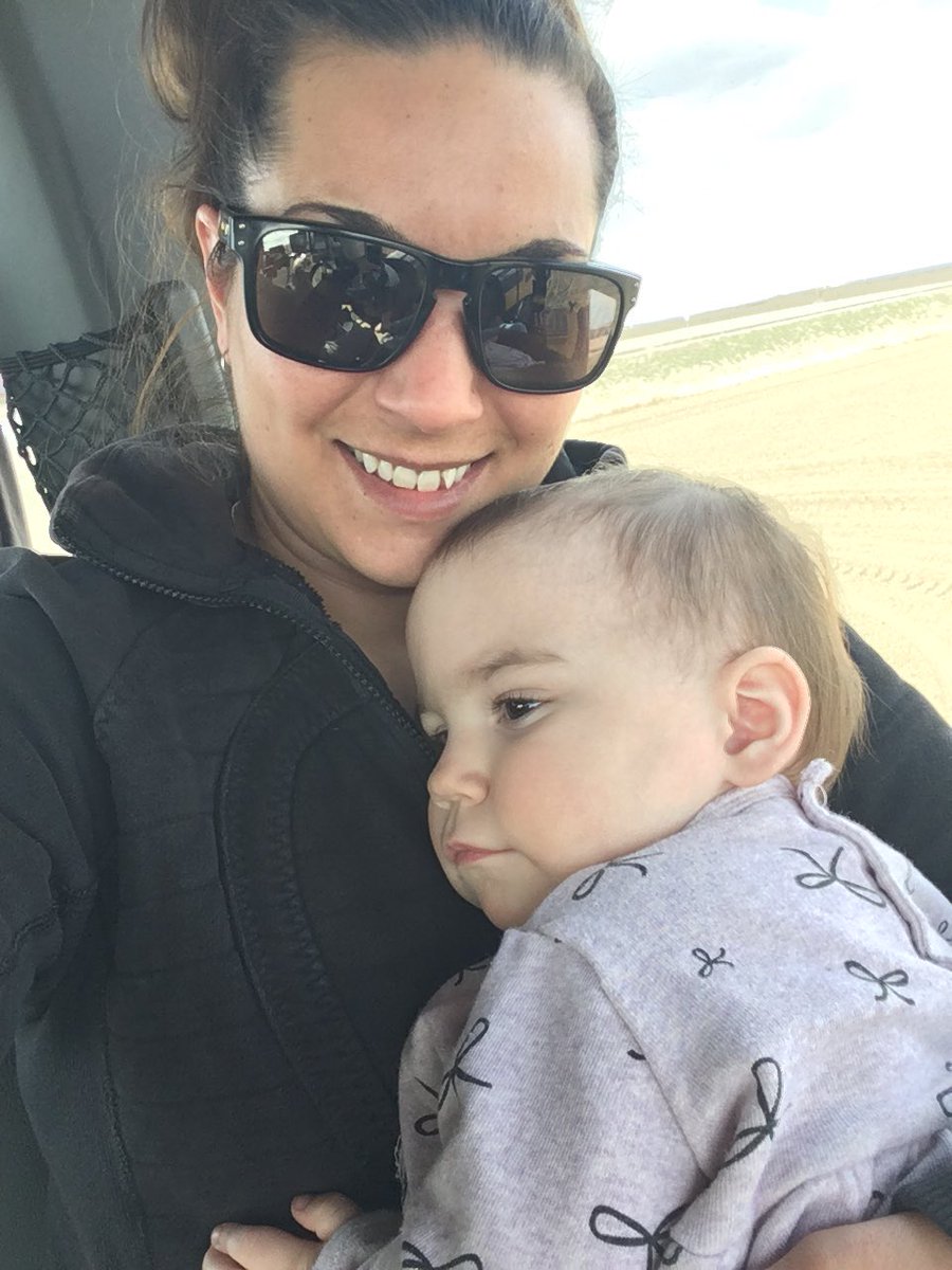 lilmiss_sask's tweet photo. #Plant2019 is officially underway here! She was NOT impressed with the tractor ride lol but no tears and LOTS of extra snuggles #learnemyoung #raisrtheminit https://t.co/VdbfqQ04h8