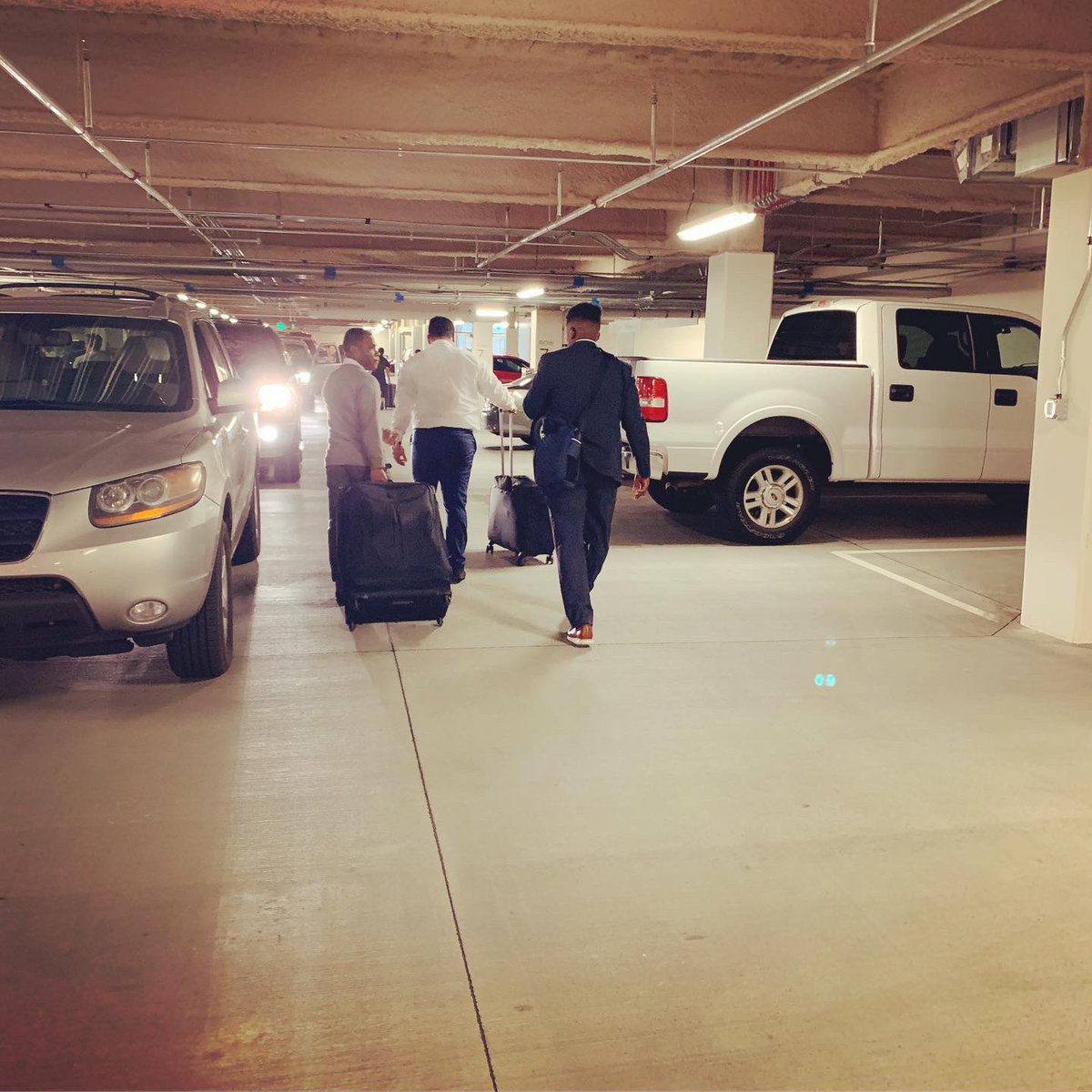 dlj_2019's tweet photo. I dropped my son off today for a 2 year mission for the Church of Jesus Christ of Latter Day Saints. He has been called to serve the people of New York City. Today was hard, but also rewarding. I love this kid! #ElderVickers #MyMissionary #MissionaryMomStatus ❤️❤️ https://t.co/FA3dQJ0y6C