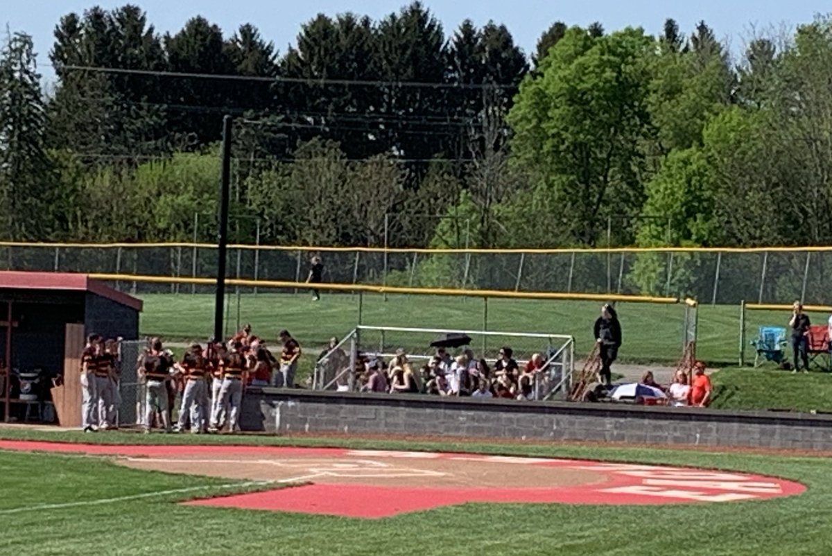 BigWalnutBASE's tweet photo. BW defeats Franklin Heights on Senior Night 10-0. Thanks to all for coming and supporting the boys! #2019 #FlyHighMCY https://t.co/lvGEPjrM9x
