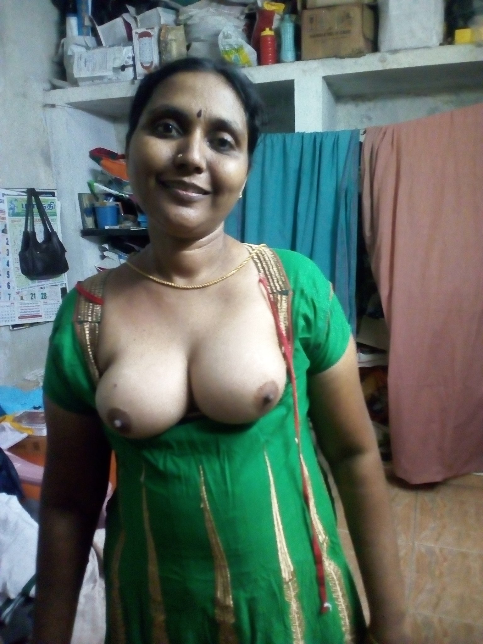 Tamil village aunty pundai - apcc2017.com.