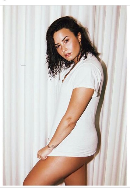 ddlovatic4e's tweet photo. New photos of @ddlovato
#DemiLovato 
📷 : #AngeloKritikos https://t.co/hvl7oGSKoa