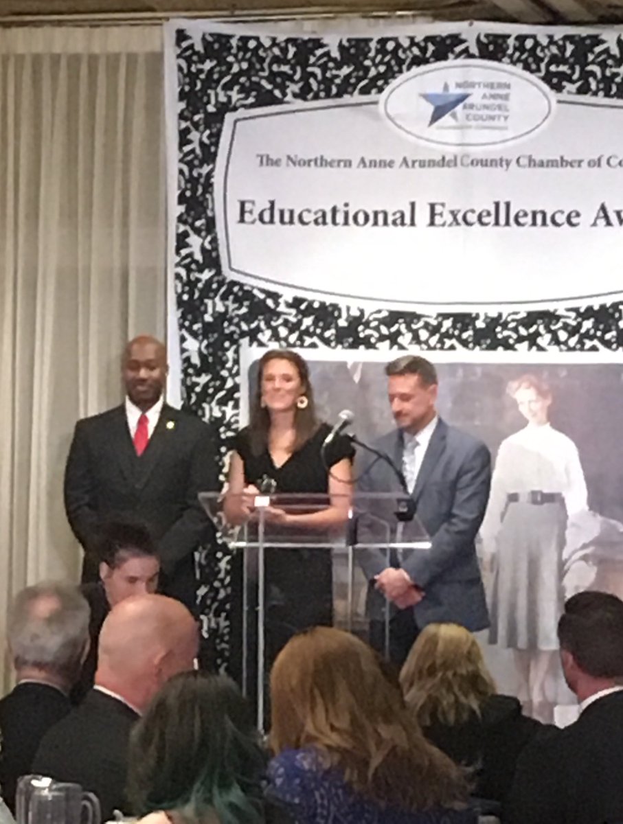 RHLeeESGrade4's tweet photo. Yay!! @ZichelliMary on achieving the 2019 Educational  Excellence Award @RHLeeESAACPS #weareproudofyou #AACPSAwesome https://t.co/YzyNlabk1n