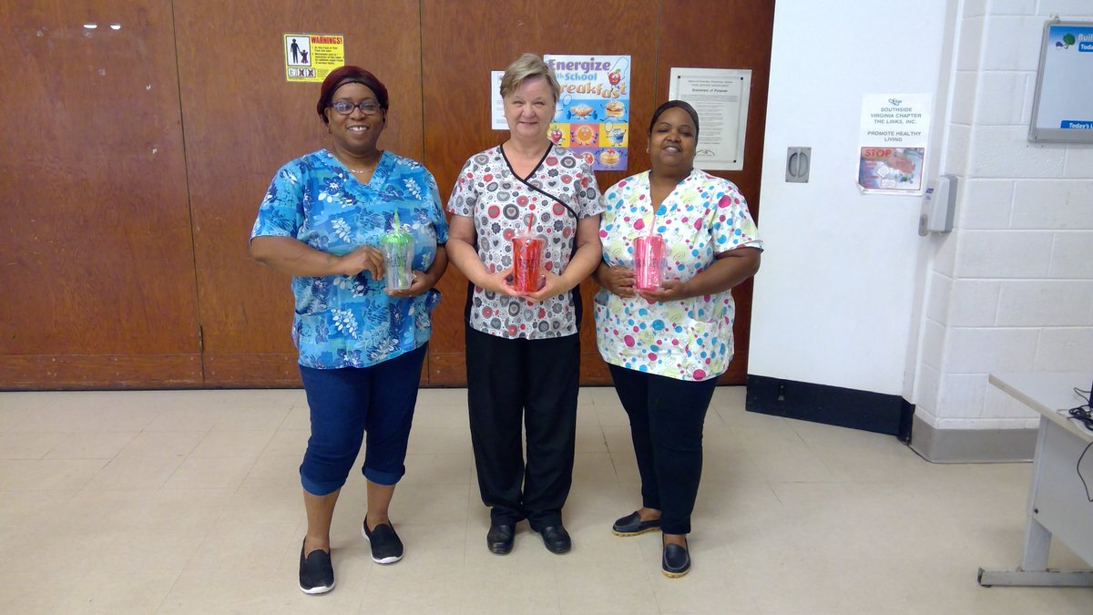 PrincipalofMP's tweet photo. Happy National Child Nutrition Employee Appreciation Week to our Awesome M-P Cafeteria Ladies, Gladys Stith, Teresa Clarke, and Gracie Stith! Thank you for the delicious meals you cook each day for our students and staff!  I appreciate you!!!  #MPEaglesStrong #BrunswickStrong https://t.co/KOl1mu60G8